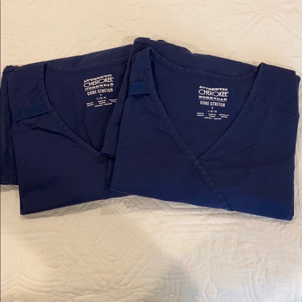 Cherokee scrub top